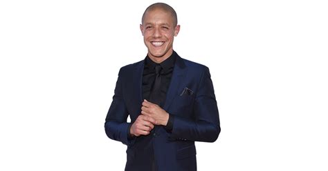 Sons of Anarchy’s Theo Rossi on ‘Save Juice!’ Pleas and Nude。